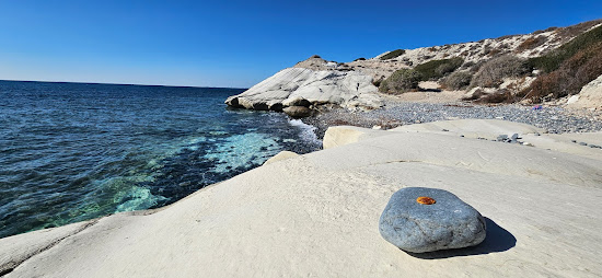 White & Rocky Beach