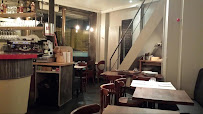 Atmosphère du Restaurant L' Esprit de Famille à Paris - n°5