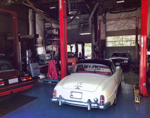 Auto Repair Shop «Auto-Bon Inc.», reviews and photos, 89 Wolcott Rd, Simsbury, CT 06070, USA