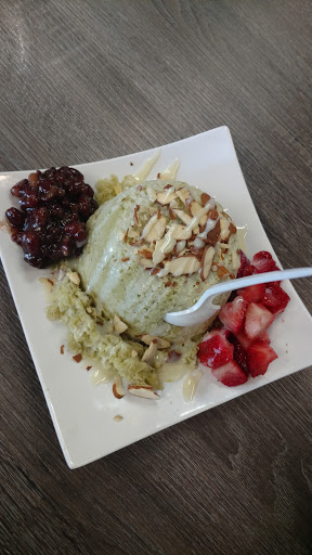 Dessert Shop «Vampire Penguin Shaved Snow and Desserts», reviews and photos, 9135 W Stockton Blvd, Elk Grove, CA 95758, USA