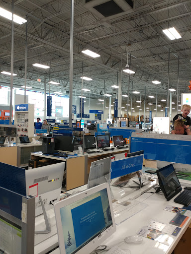 Electronics Store «Best Buy», reviews and photos, 1880 Palm Beach Lakes Blvd, West Palm Beach, FL 33401, USA