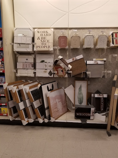 Department Store «Target», reviews and photos, 3900 Sisk Rd, Modesto, CA 95356, USA