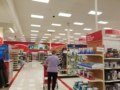 Department Store «Target», reviews and photos, 300 S Randall Rd, Elgin, IL 60123, USA