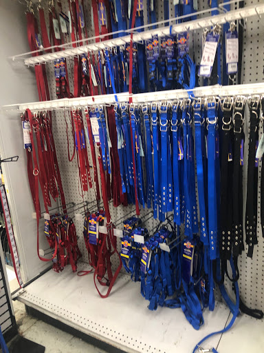 Pet Supply Store «Pet Club San Mateo», reviews and photos, 1850 S Norfolk St, San Mateo, CA 94403, USA