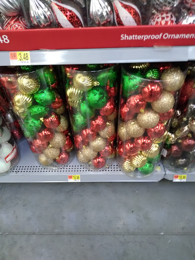 Department Store «Walmart Supercenter», reviews and photos, 530 Woollomes Ave, Delano, CA 93215, USA