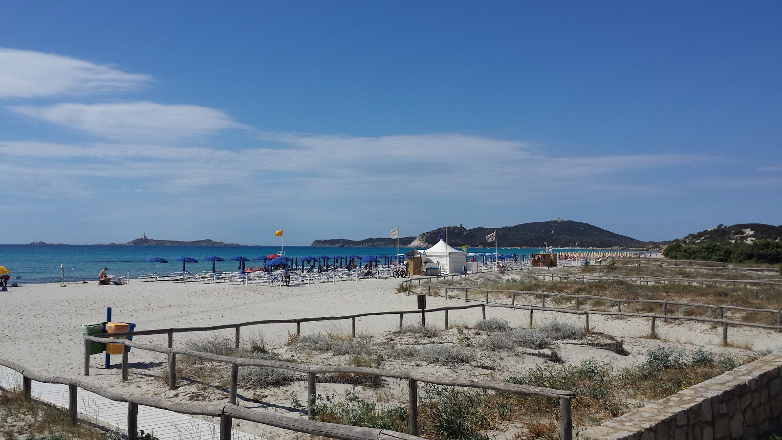 Foto van Spiaggia di Simius - populaire plek onder ontspanningskenners