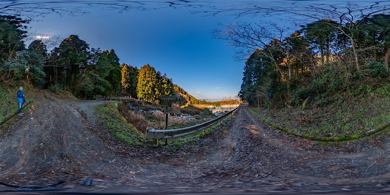 白糸の滝遊歩道駐車場