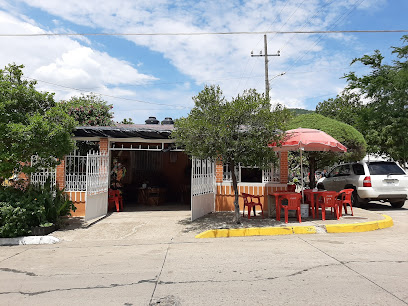 Refugio Lonchería - Salvador Esquer Apodaca #39 Col. Benito Juarez, 2da. Etapa, 49653 Tamazula de Gordiano, Jal., Mexico