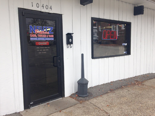 Used Car Dealer «Neutz Brothers Cars,Trucks & Vans», reviews and photos, 10404 Watterson Trail, Jeffersontown, KY 40299, USA