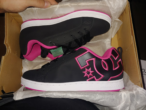 Shoe Store «Famous Footwear», reviews and photos, 13768 W Bell Rd, Surprise, AZ 85374, USA