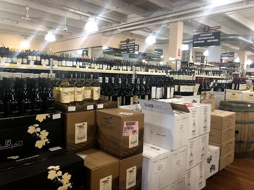 Wine Store «Westchester Wine Warehouse», reviews and photos, 53 Tarrytown Rd, White Plains, NY 10607, USA