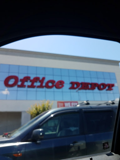 Office Supply Store «Office Depot», reviews and photos, 2997 Watson Blvd, Warner Robins, GA 31093, USA