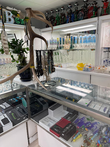 Tobacco Shop «Sky Smoke Shop», reviews and photos, 247 W Grant Rd, Tucson, AZ 85705, USA