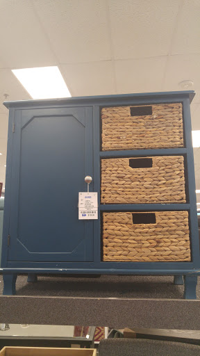 Clothing Store «Ross Dress for Less», reviews and photos, 926 Airport Center Rd, Allentown, PA 18109, USA