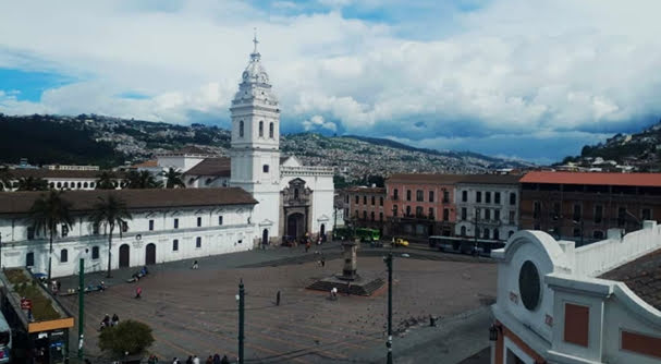Iglesia de Santo Domingo De Cutuglagua - Quito
