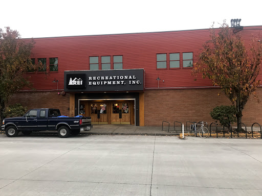 Camping Store «REI», reviews and photos, 306 Lawrence St, Eugene, OR 97401, USA