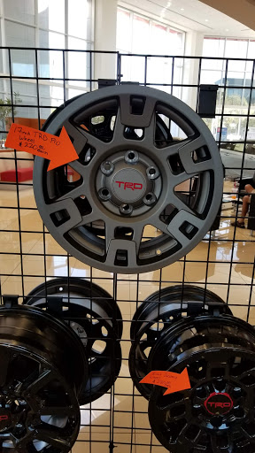 Car Dealer «West Coast Toyota», reviews and photos, 3399 E Willow St, Long Beach, CA 90806, USA