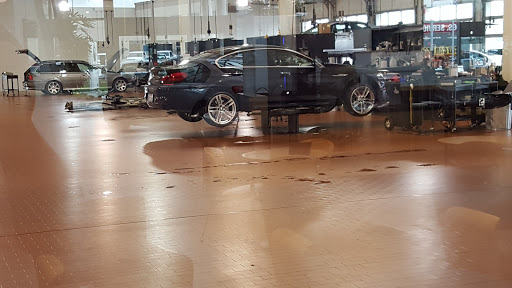 BMW Dealer «Niello BMW Elk Grove», reviews and photos, 8580 Laguna Grove Dr, Elk Grove, CA 95757, USA