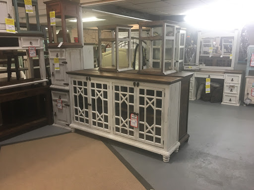 Furniture Store «Furniture Liquidators», reviews and photos, 16818 Florida Blvd, Baton Rouge, LA 70819, USA