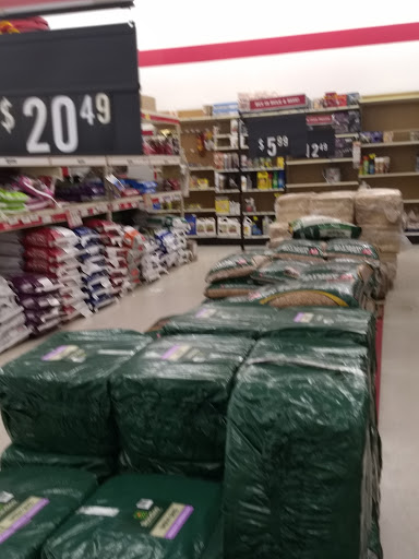 Home Improvement Store «Tractor Supply Co.», reviews and photos, 11250 Preston Hwy, Louisville, KY 40229, USA