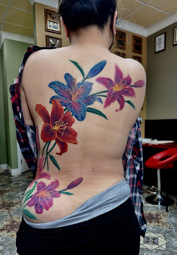 Explore shaded tattoo sleeve ideas, creative tattoo ideas in Sunnyvale, available at Da Wei Tattoo Inc