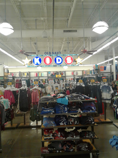Clothing Store «Old Navy», reviews and photos, 725 Gravois Rd, Fenton, MO 63026, USA
