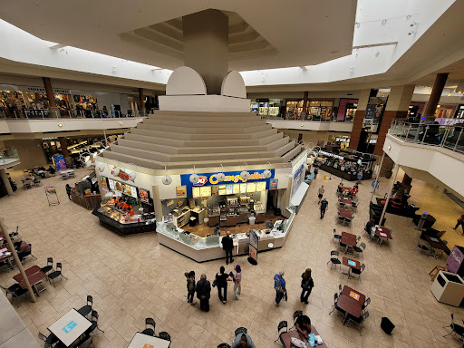 Shopping Mall «Towne East Square», reviews and photos, 7700 E Kellogg Dr, Wichita, KS 67207, USA