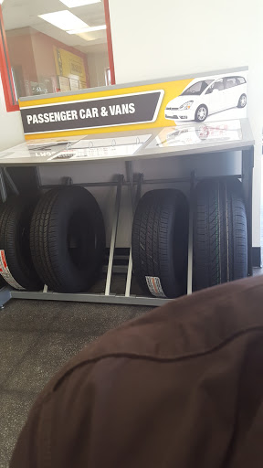 Tire Shop «Tires Plus», reviews and photos, 5996 Cypress Gardens Blvd, Winter Haven, FL 33884, USA