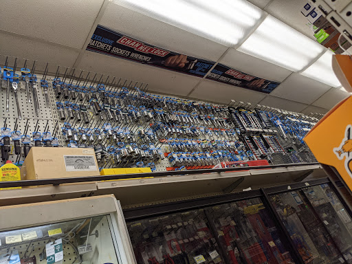 Hardware Store «Roberts Hardware», reviews and photos, 1629 Haight St, San Francisco, CA 94117, USA