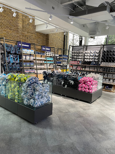 Reviews of Tottenham Experience - Spurs Shop in London - Sporting goods store