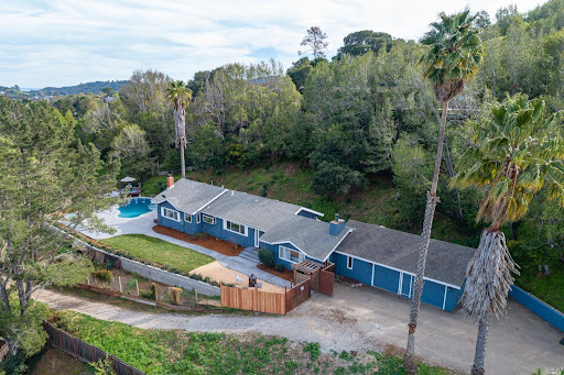Katia Bidaurreta Realtor Compass image