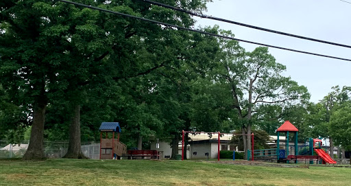 Community Center «Marlow Heights Community Center Park», reviews and photos, 2800 St Clair Dr, Marlow Heights, MD 20748, USA