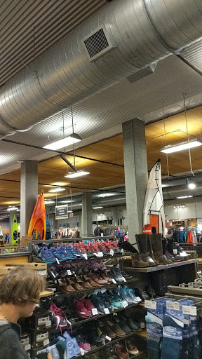 Camping Store «REI», reviews and photos, 1405 NW Johnson St, Portland, OR 97209, USA