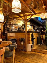 Atmosphère du Restaurant Brasserie des Issambres à Roquebrune-sur-Argens - n°8