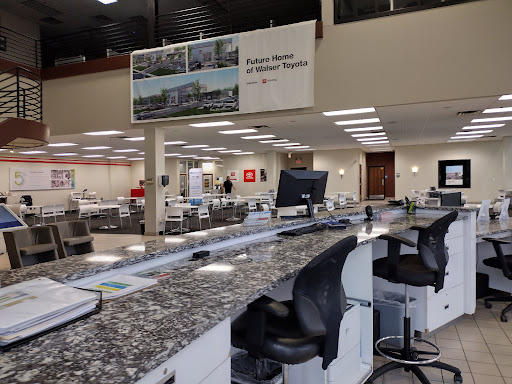 Toyota Dealer «Walser Toyota», reviews and photos, 4401 American Blvd W, Bloomington, MN 55437, USA