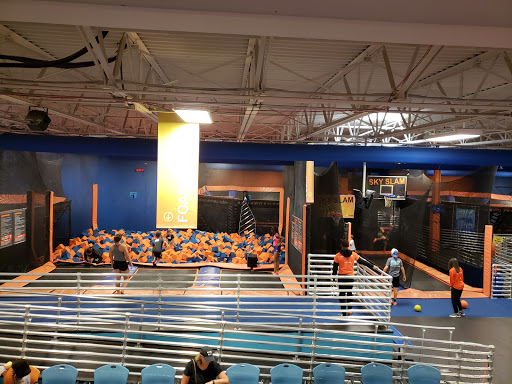 Amusement Center «Sky Zone Highland Heights», reviews and photos, 750 Alpha Dr, Highland Heights, OH 44143, USA