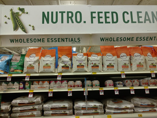 Pet Supply Store «PetSmart», reviews and photos, 400 S State Rd, Springfield, PA 19064, USA