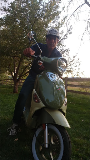 Motor Scooter Dealer «Sportique Scooters», reviews and photos, 160 S Broadway, Denver, CO 80209, USA
