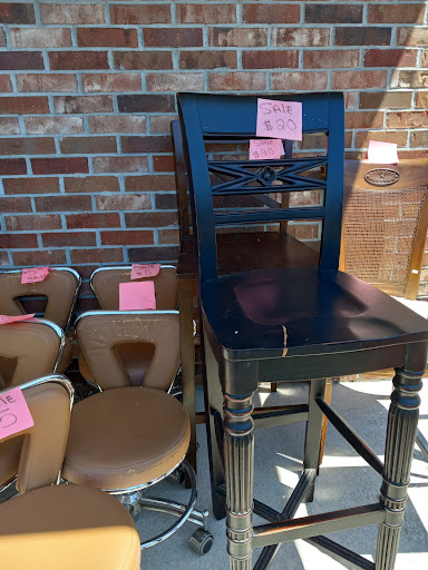 Thrift Store «JUNK 4 UR TRUNK THRIFT STORE», reviews and photos, 5494 New Jesup Hwy, Brunswick, GA 31523, USA