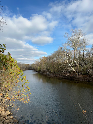 Stones River Greenway Trailhead
