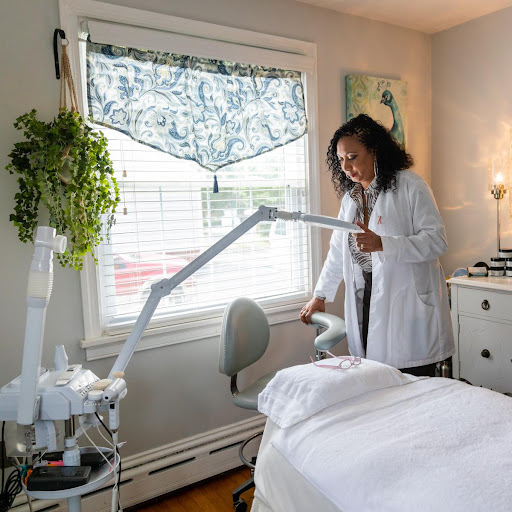 Hair Salon «Waterfalls Salon & Massage Mobile Spa», reviews and photos, 9603 Torno Dr, Glen Allen, VA 23060, USA