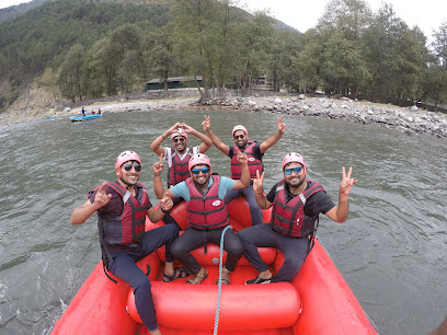 White water rafting in Kullu Manali - Tourist information center in Kullu, Biasar , India