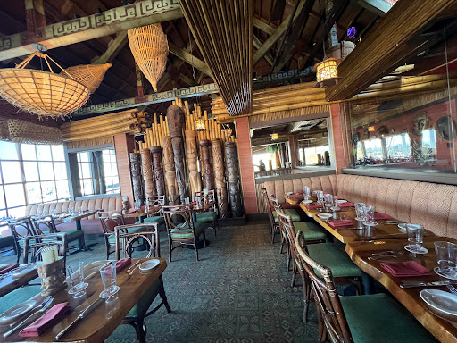 Trader Vics Emeryville image