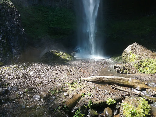 Waterfall «Latourell Falls», reviews and photos, Historic Columbia River Hwy, Corbett, OR 97019, USA