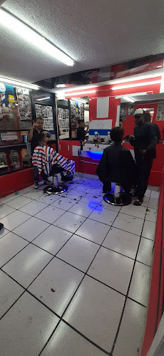 Barber shop 24/7 - Quito