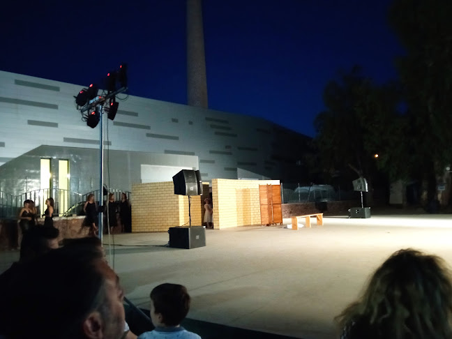 Θέατρο Ορέστη Μακρή - Χαλκίδα