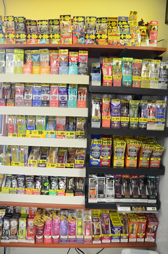 Tobacco Shop «Tobacco & Smoke Shop», reviews and photos, 91 Sugar Ln, Sugar Grove, IL 60554, USA