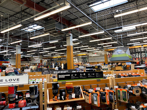 Camping Store «REI», reviews and photos, 279 Salem St, Reading, MA 01867, USA