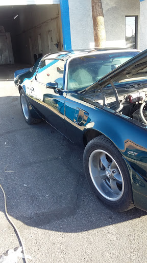 Auto Body Shop «Maaco Collision Repair & Auto Painting», reviews and photos, 2222 W Deer Valley Rd, Phoenix, AZ 85027, USA