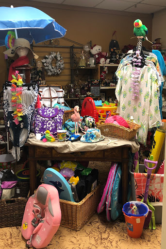 Thrift Store «Hope Chest Thrift Store», reviews and photos, 1215 8th Ave W, Bradenton, FL 34205, USA
